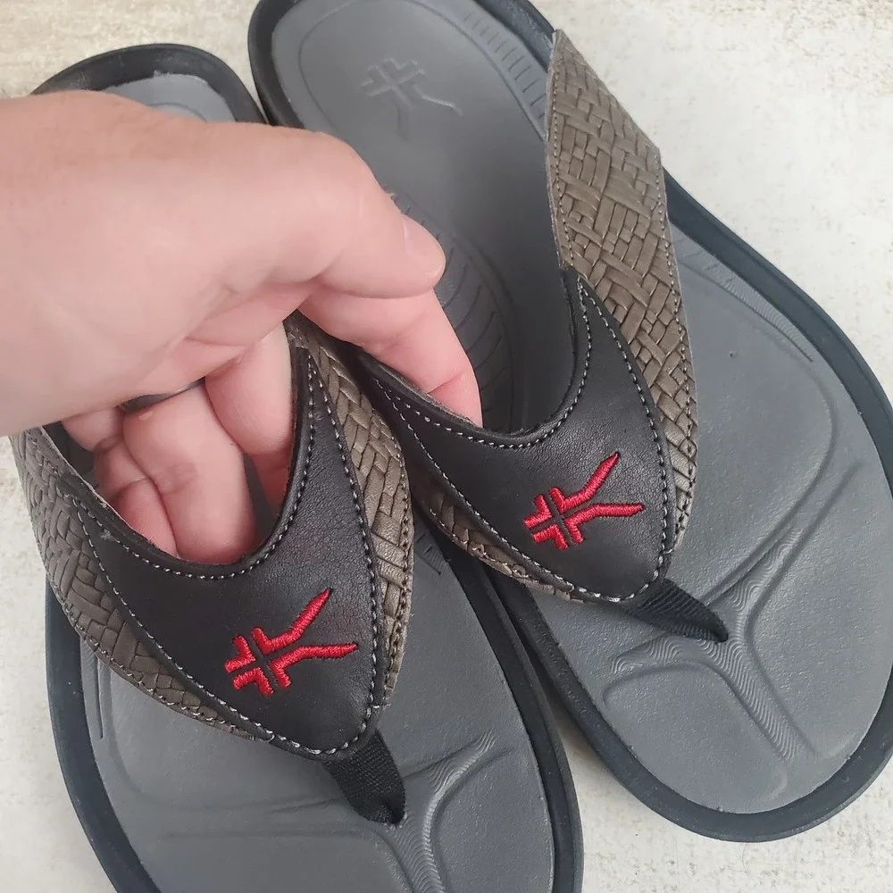 Kuru Kala Leather Sandals Mens Sz 8 Flip Flop Thong Solid Black Comfortable